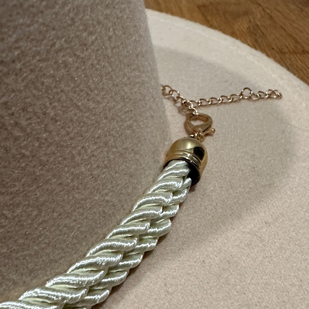 *last chance* Amazon | Elegant blush pink Fedora Hat with Chain Detail - Picture 14 of 14
